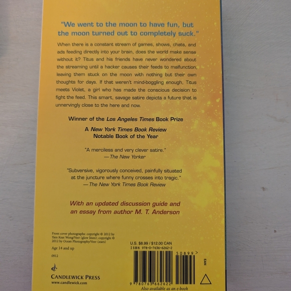 Feed by M.T. Anderson Book - Picture 2 of 2